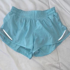 icing blue hotty hots